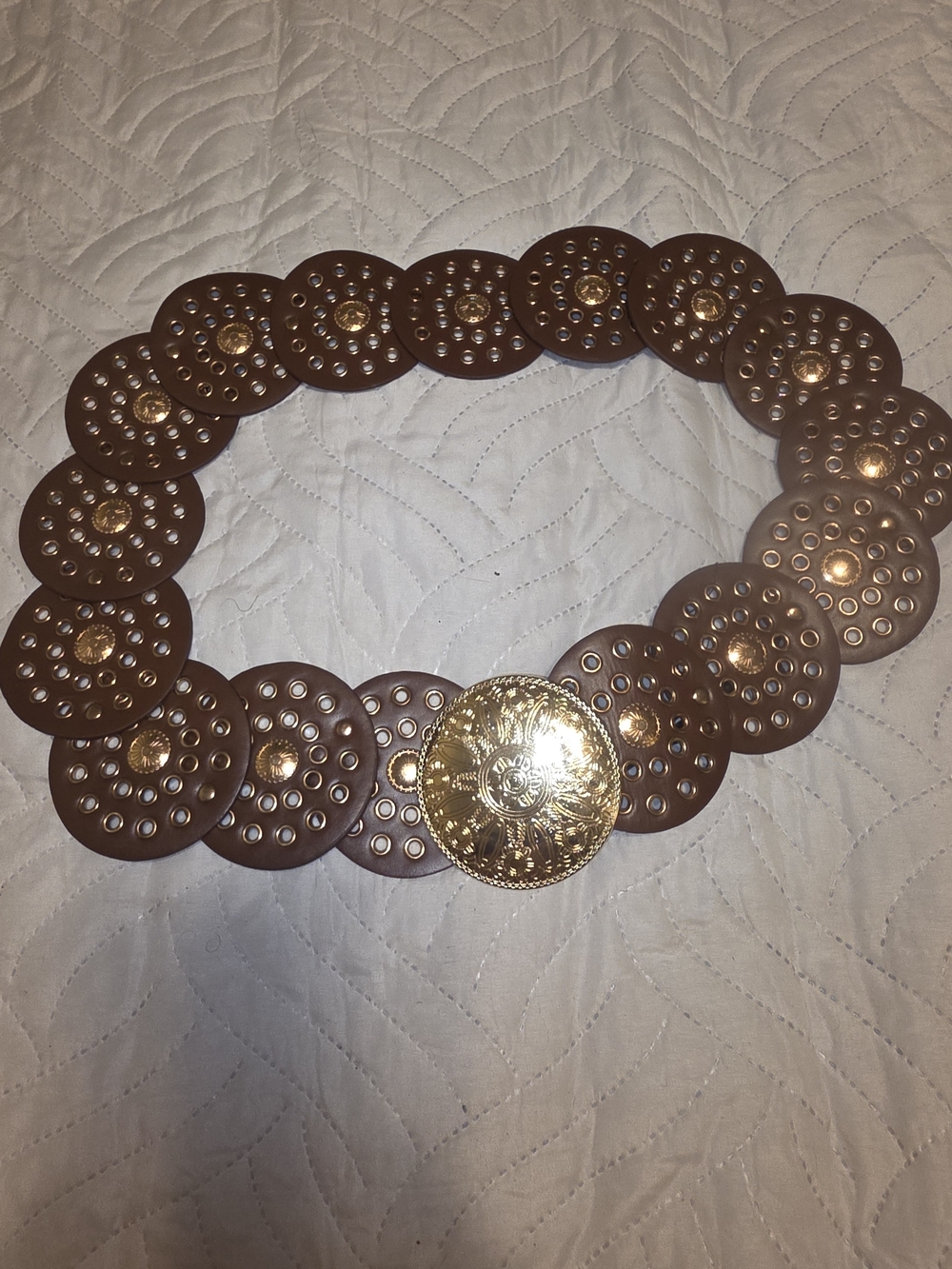 Studded Circle Belt in Brown & Gold